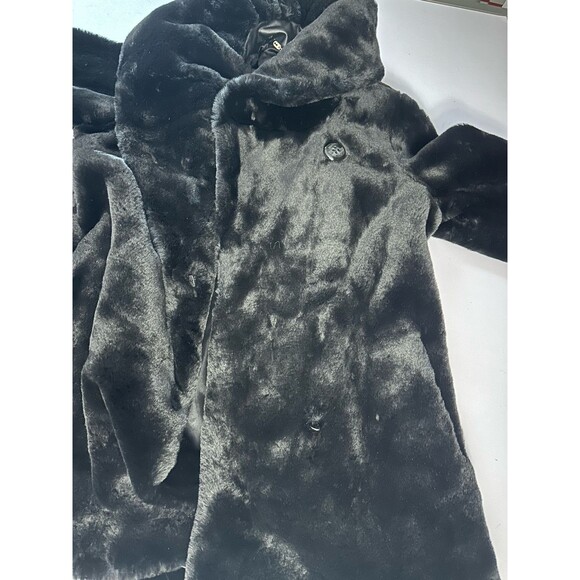 Women’s  Jones New York Faux Fur Jacket Beautiful Black Coat Button Size Small - Picture 11 of 11